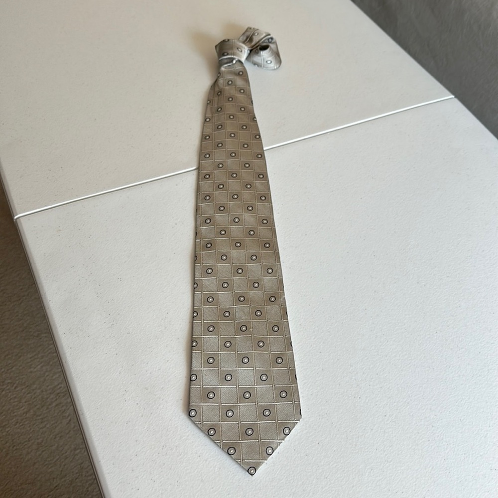 Tie